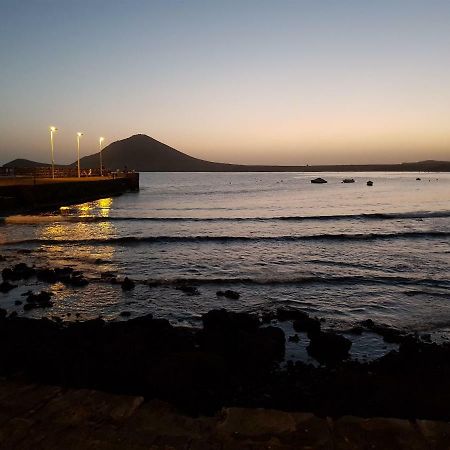 Alquilaencanarias El Medano Mirazul Plaza Roja Экстерьер фото