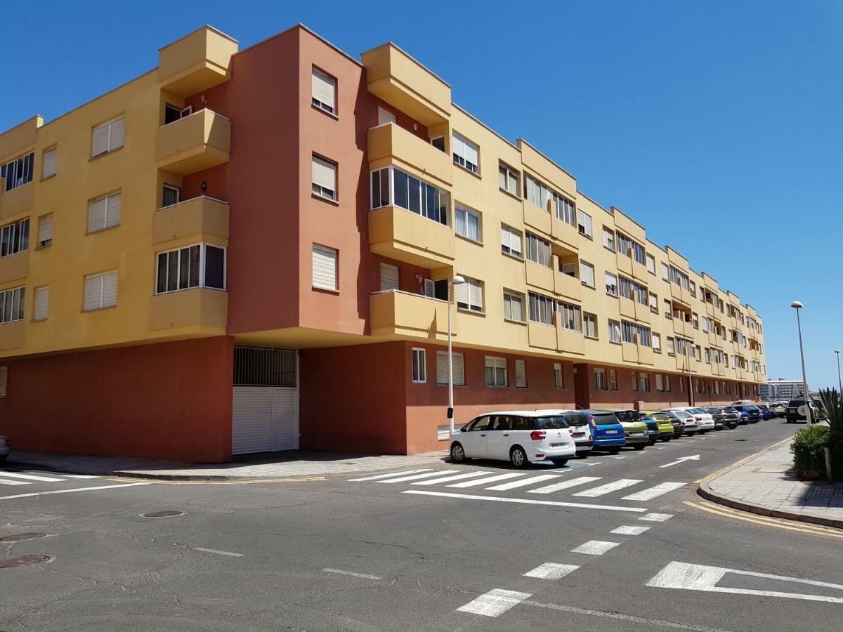 Alquilaencanarias El Medano Mirazul Plaza Roja Экстерьер фото
